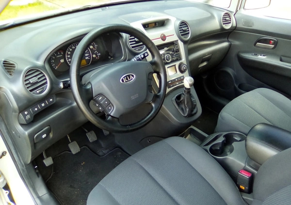 Kia Carens cena 12900 przebieg: 190000, rok produkcji 2009 z Szczecin małe 301